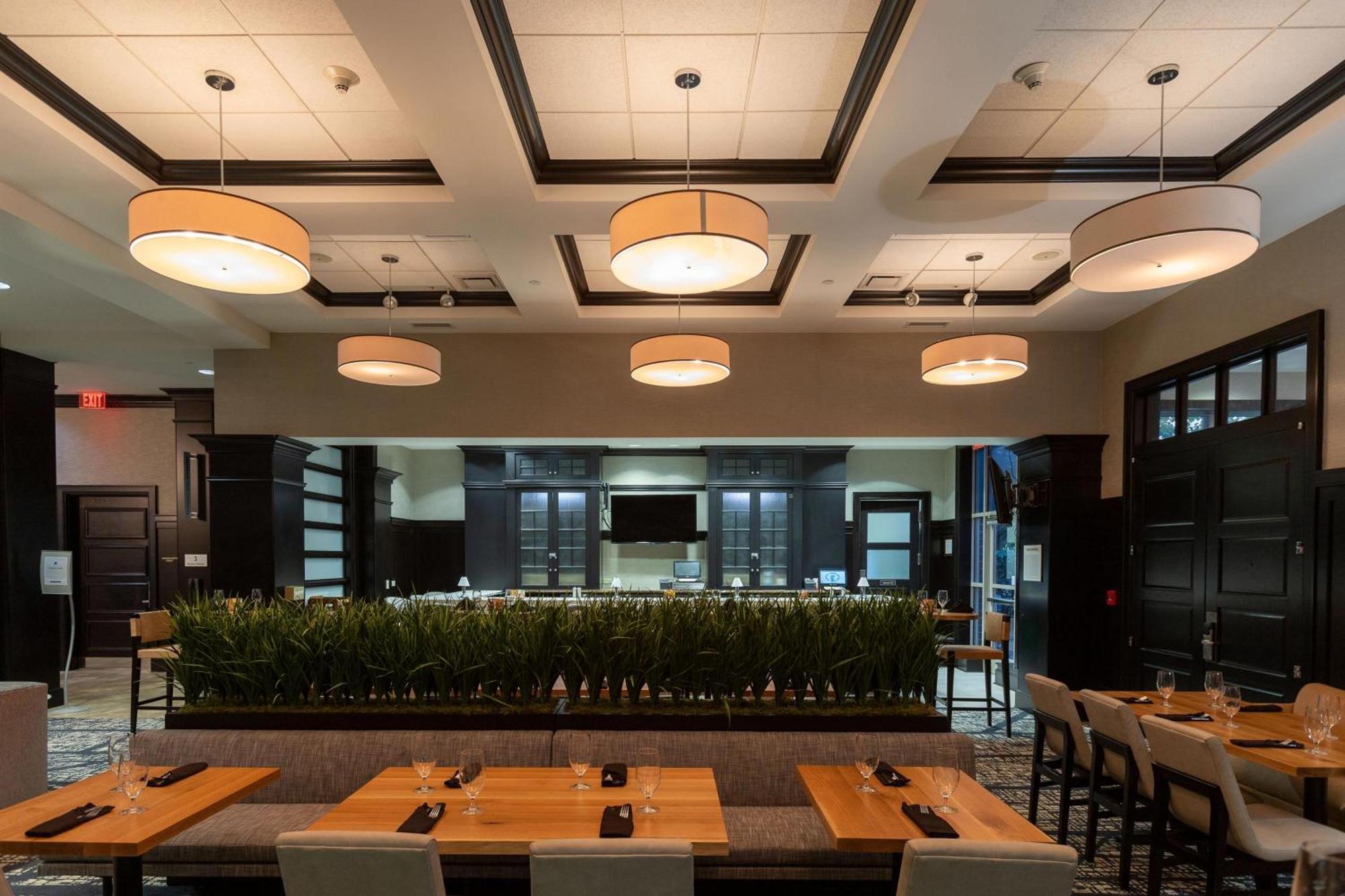 Sheraton Chicago Northbrook Exterior photo